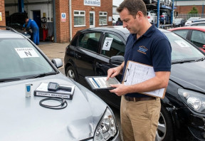 How Salvage Auctions Help Car Dealers Maximise Profits