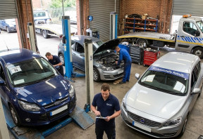 How to Start a Profitable Salvage Car Flipping Business in the UK