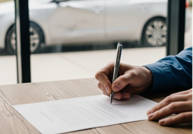 Legal Requirements for Selling a Damaged or Written-Off Vehicle