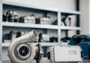 High-Demand Engine Parts That Sell Fast From Salvage Cars