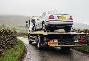 How Location Affects Salvage Car Transportation Costs
