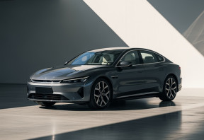 Why Tesla and Premium EV Salvage Attracts Higher Bids at Auction