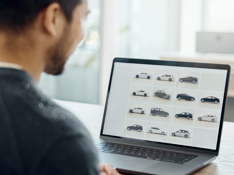 Saving Your Search Criteria: Building a Personalised Auction Dashboard