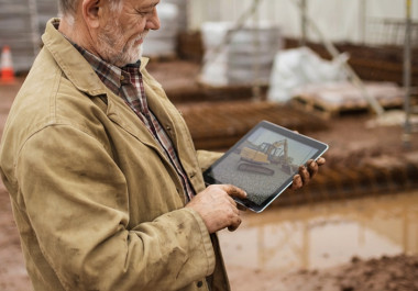 Plant Machinery and Equipment Auctions: What Construction Buyers Need to Know