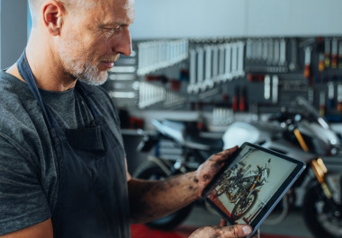 How to Assess Motorcycle Damage Categories at Salvage Auctions