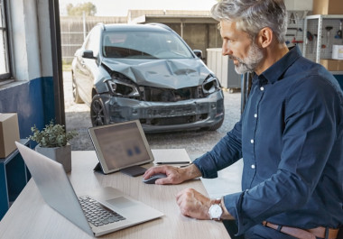 Market Research Tools Every Salvage Buyer Should Use