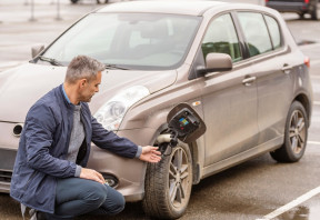 The Rising Value of Used Electric Cars During Fuel Supply Issues