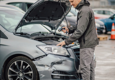 How the Current Economic Climate Makes Salvage EVs Highly Profitable