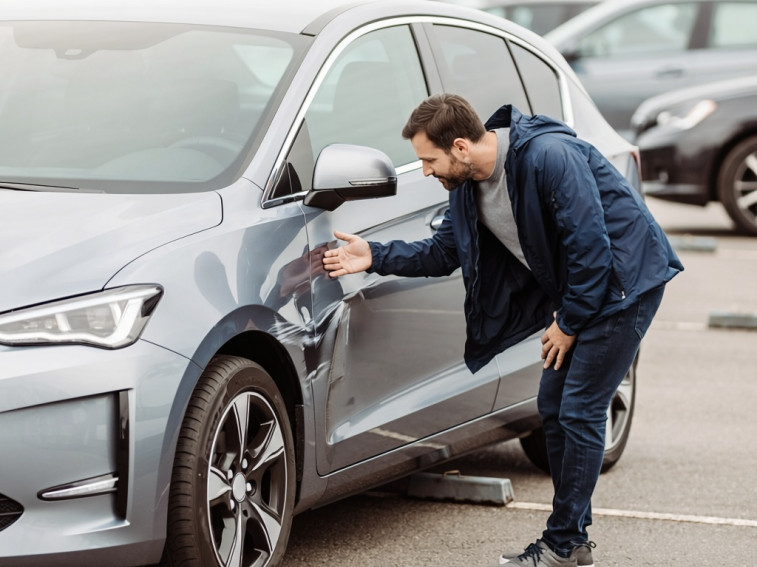 Why Minor Cosmetic Damage on EVs Offers the Best Auction Value