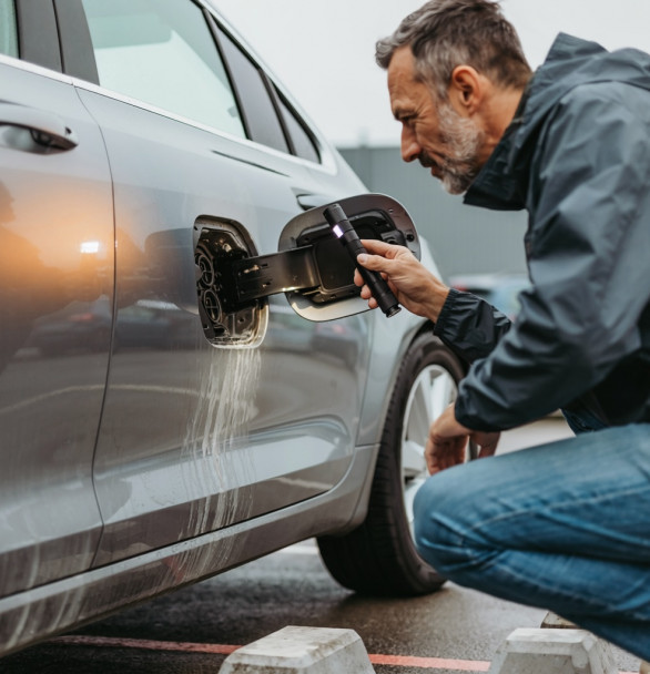 How to Spot Undisclosed Water Damage in EV Auctions