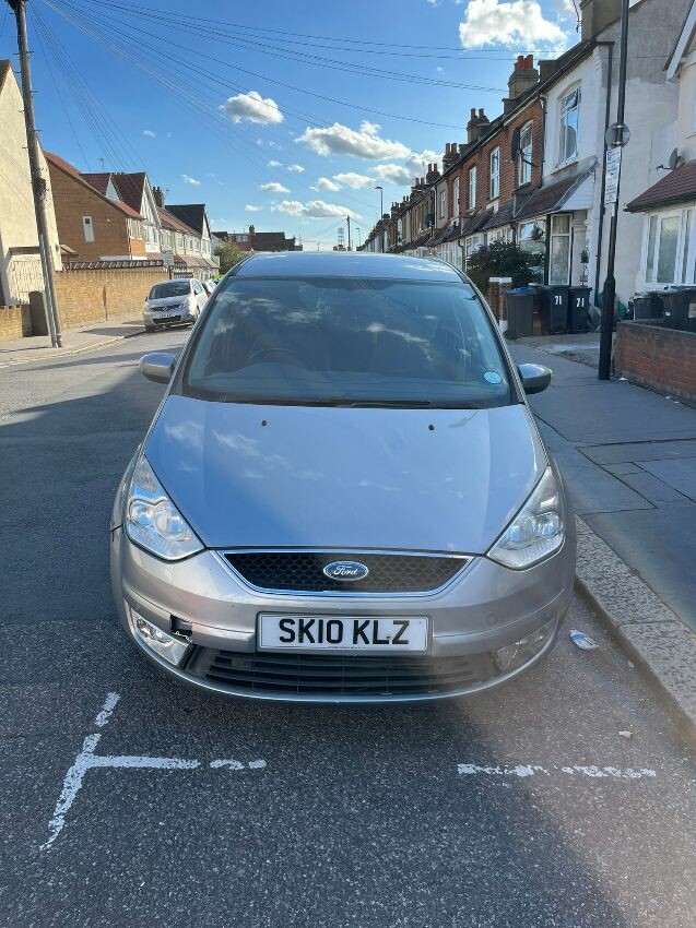 Used 2010 FORD GALAXY for sale at online auction RAW2K