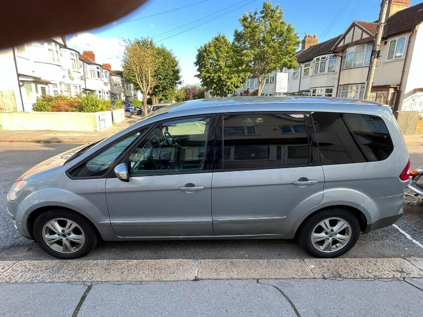 Used 2010 FORD GALAXY for sale at online auction RAW2K