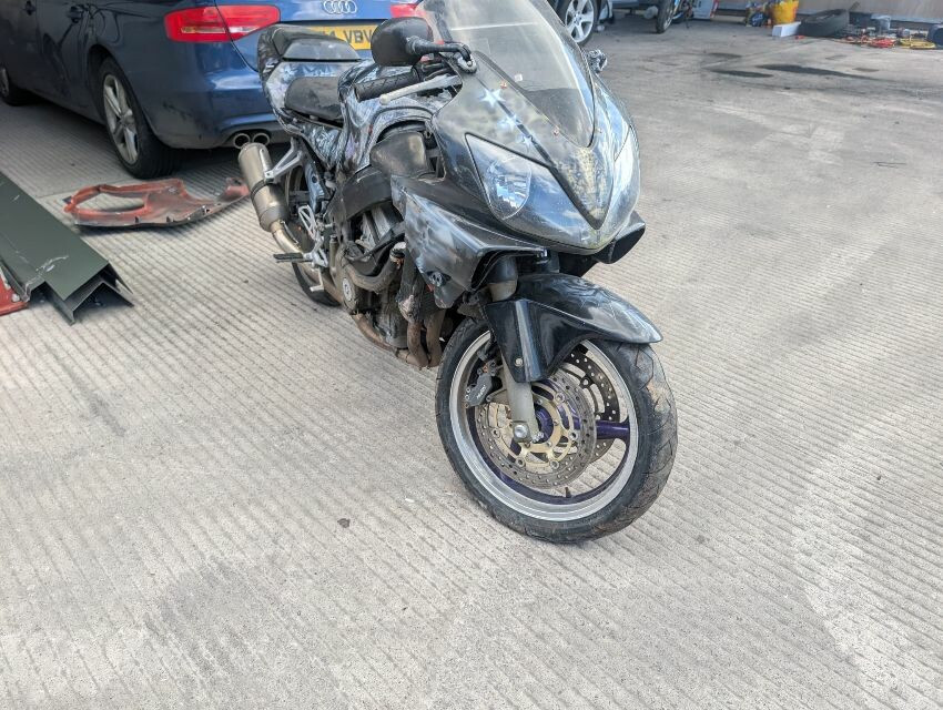 2003 HONDA CBR
