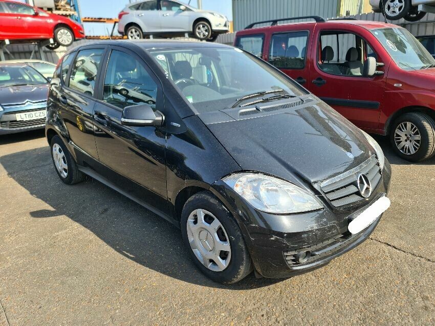 Used 2009 MERCEDES ACLASS for sale at online auction RAW2K