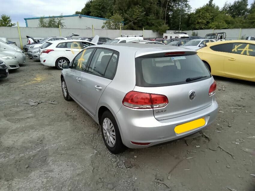 Used 2010 VOLKSWAGEN GOLF for sale at online auction RAW2K