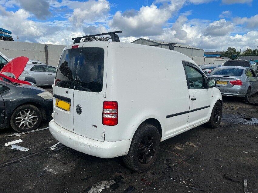 Used 2011 VOLKSWAGEN CADDY for sale at online auction RAW2K