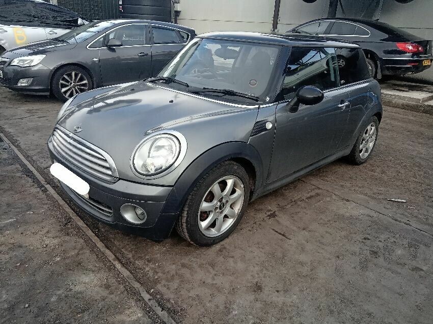 Used 2010 MINI HATCH for sale at online auction RAW2K