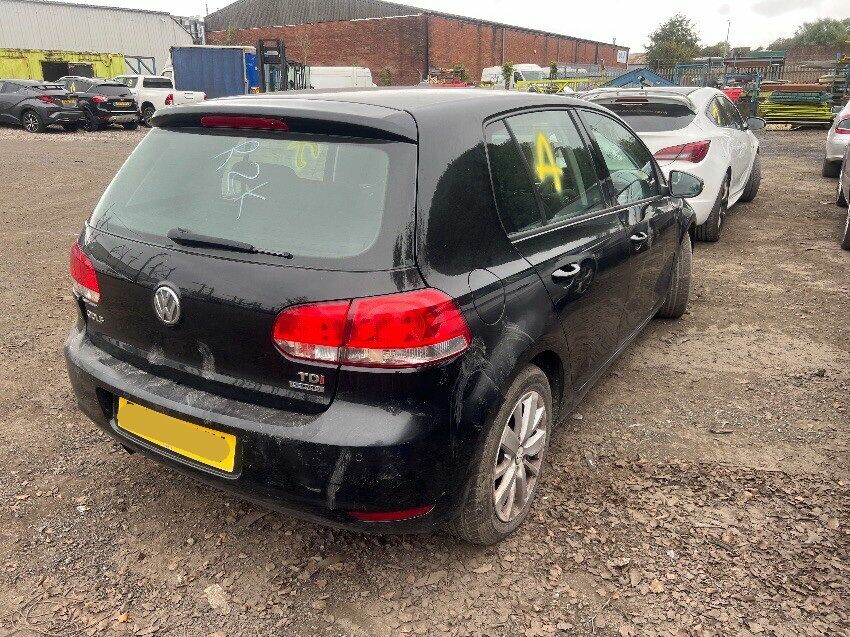Used 2010 VOLKSWAGEN GOLF for sale at online auction RAW2K