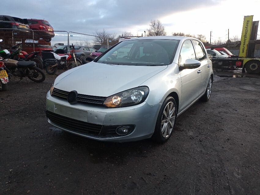 Used 2010 VOLKSWAGEN GOLF for sale at online auction RAW2K