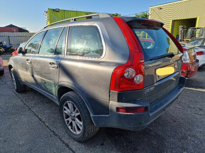 Used 2006 Volvo Xc90S: The Best Local Deals (Photo Gallery) - kxodux3