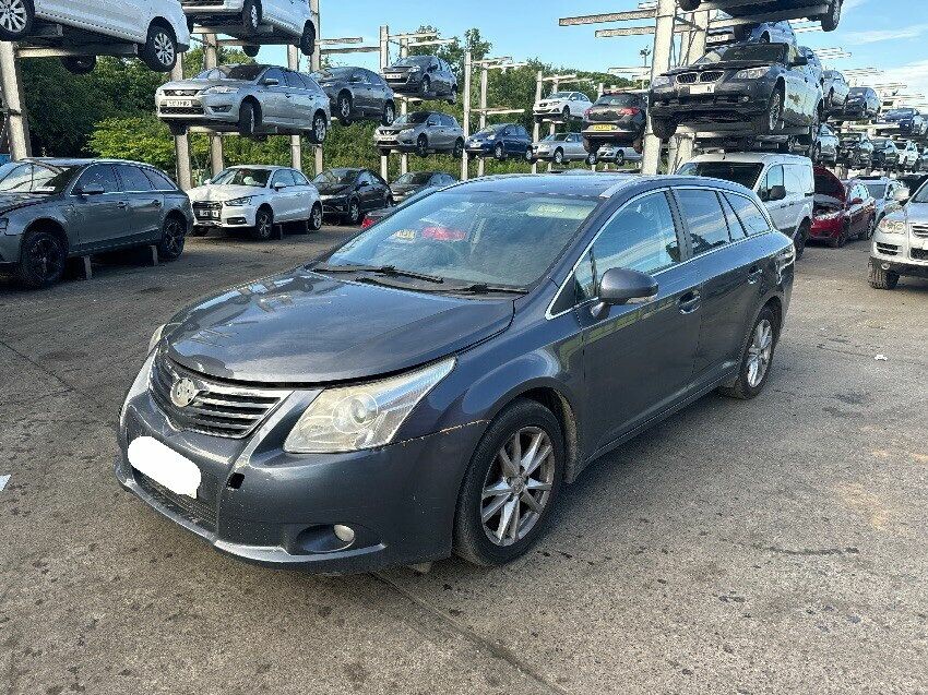 Used 2010 TOYOTA AVENSIS for sale at online auction | RAW2K
