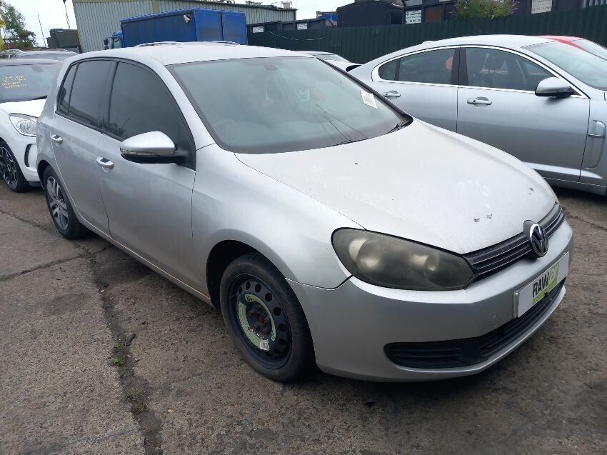 2009 VOLKSWAGEN GOLF
