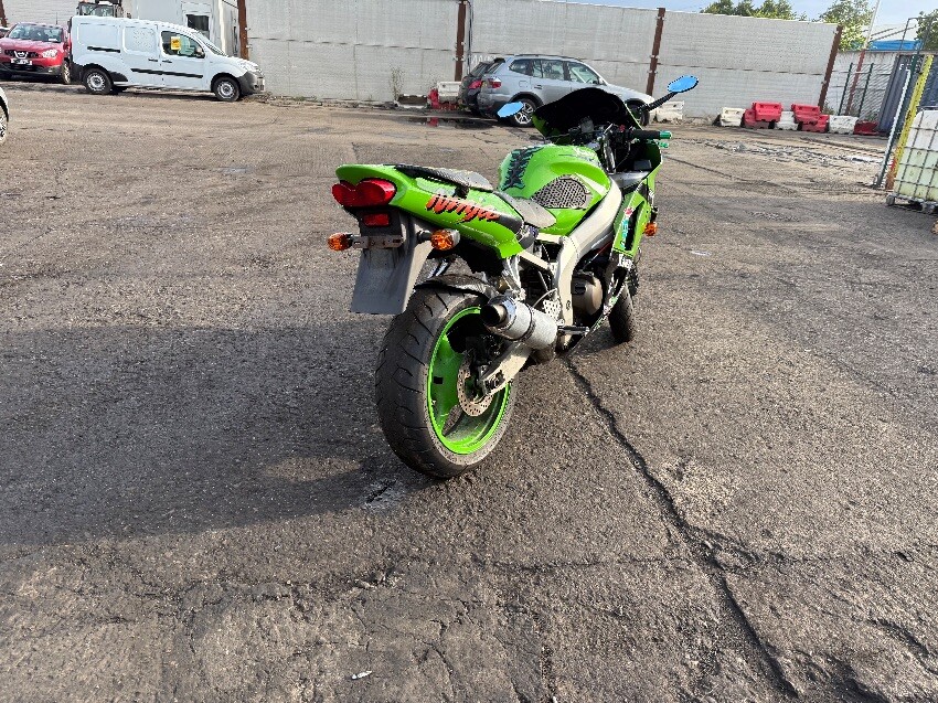 Used 1999 KAWASAKI ZX-6R for sale at online auction | RAW2K
