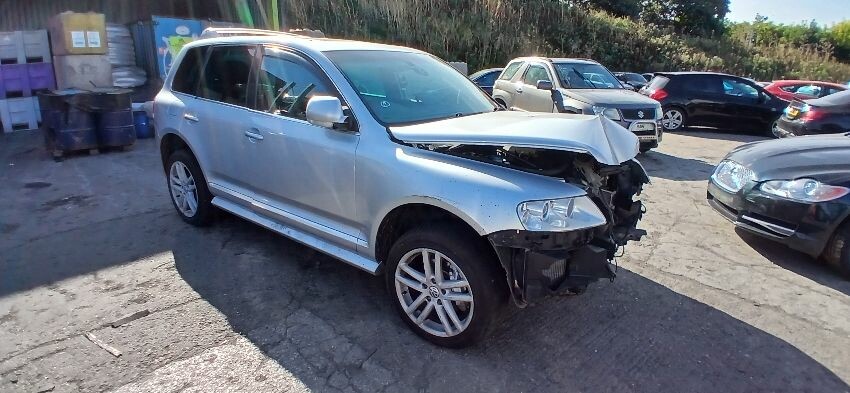 2006 VOLKSWAGEN TOUAREG