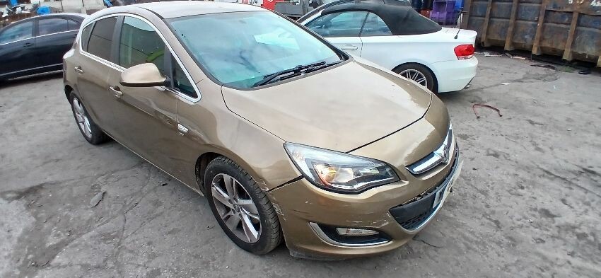 2013 VAUXHALL ASTRA