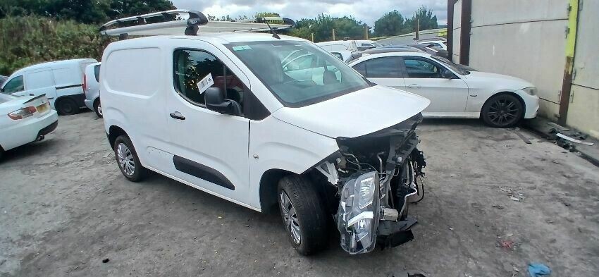 2020 PEUGEOT PARTNER