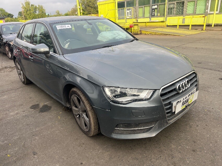 2014 AUDI A3