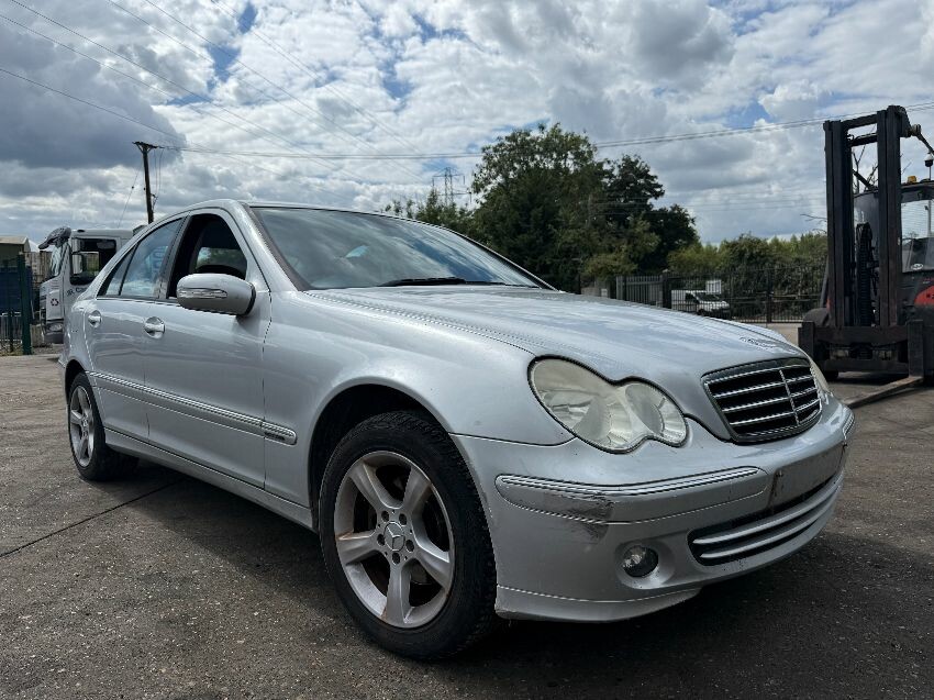2006 MERCEDES C-CLASS