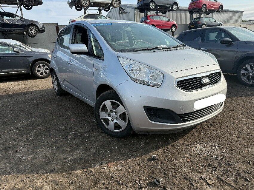 2014 KIA VENGA