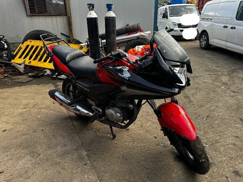 2012 HONDA CBF