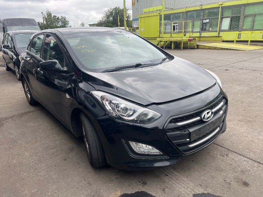 2015 HYUNDAI I30