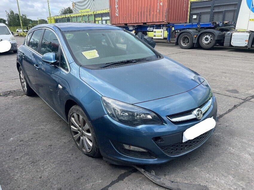 2014 VAUXHALL ASTRA