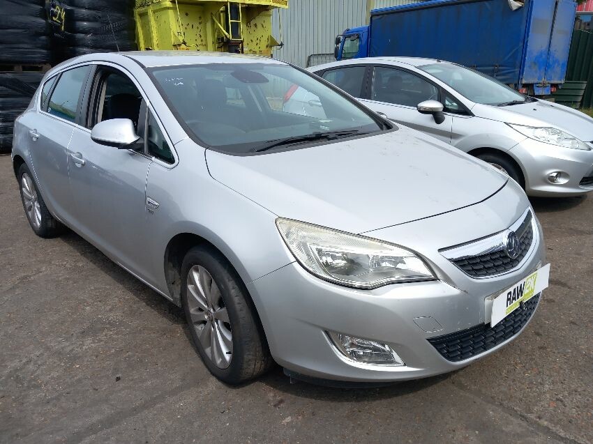 2010 VAUXHALL ASTRA