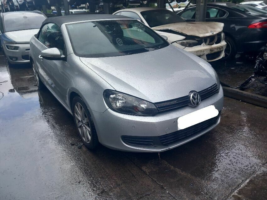 2011 VOLKSWAGEN GOLF