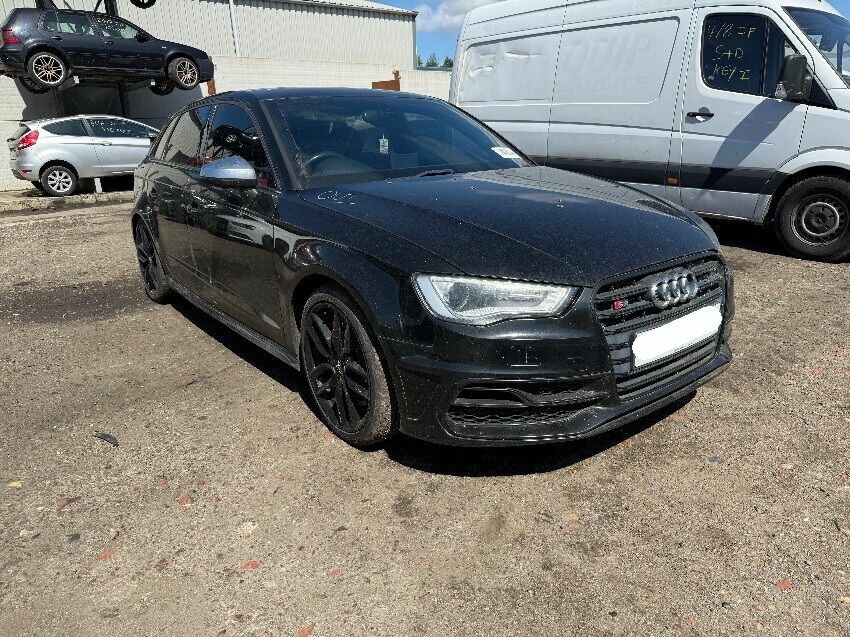 2014 AUDI A3