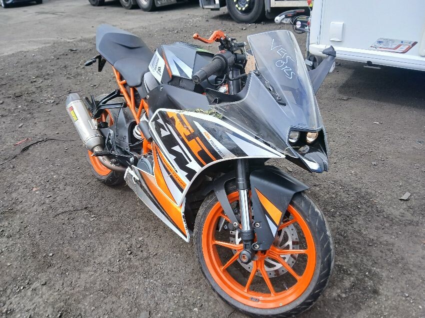 2015 KTM RC