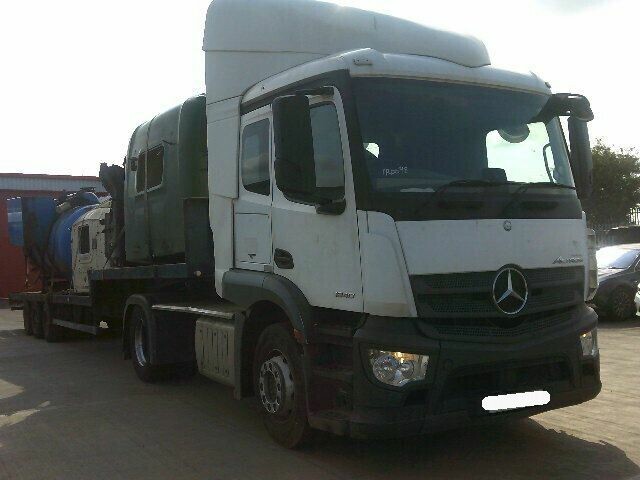 2017 MERCEDES ACTROS