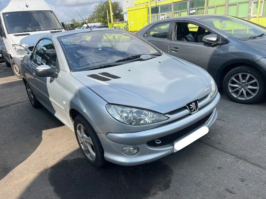 2004 PEUGEOT 206