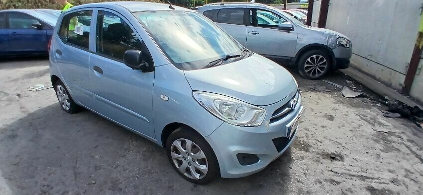 2013 HYUNDAI I10