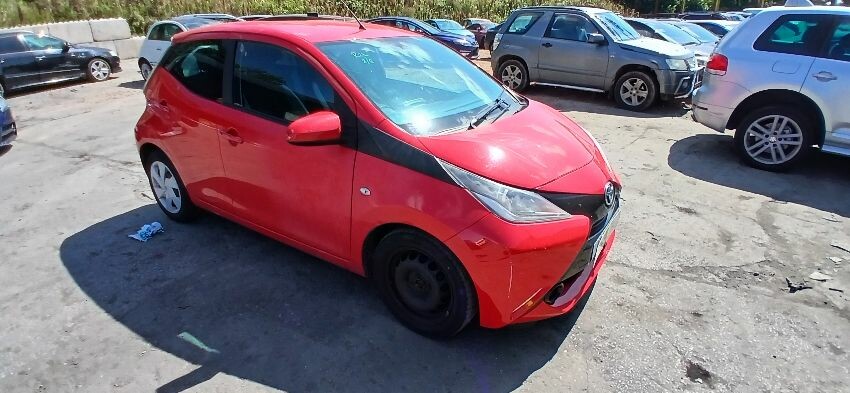 2016 TOYOTA AYGO