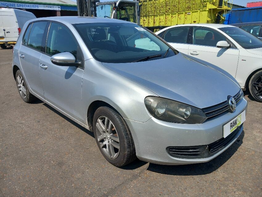 2010 VOLKSWAGEN GOLF