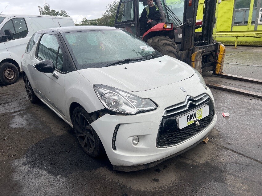 2015 DS DS 3