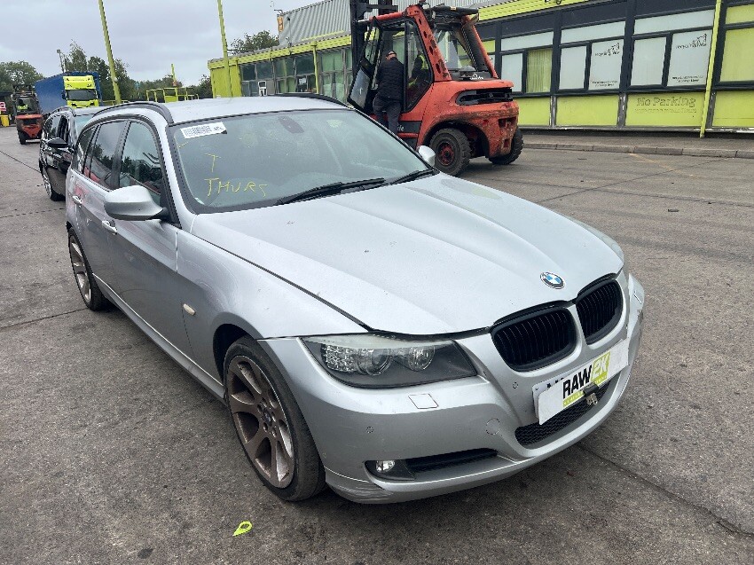 2010 BMW 3 SERIES