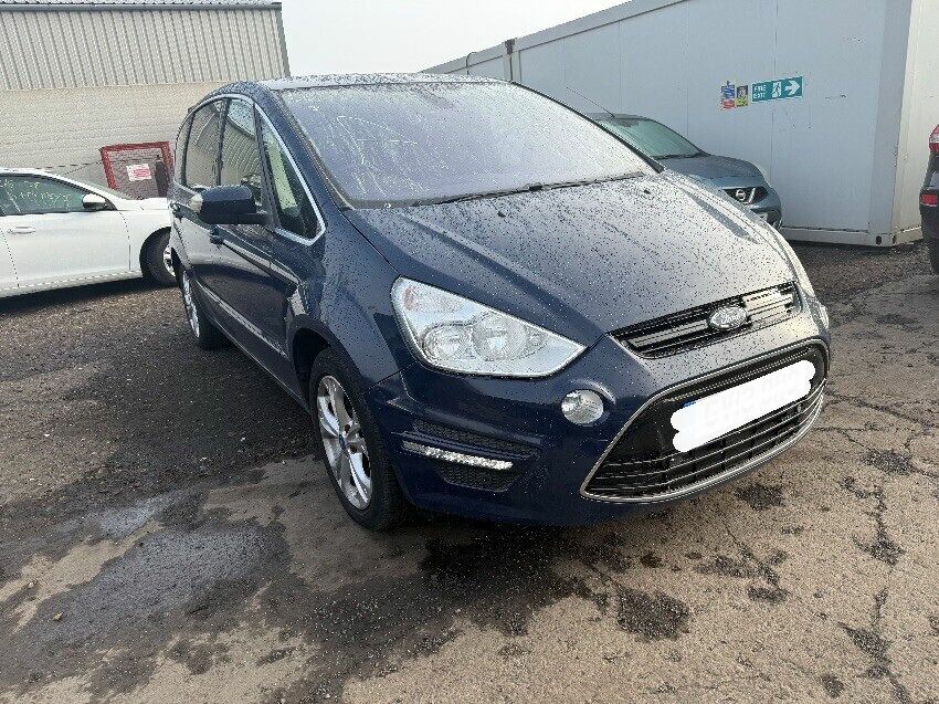 2013 FORD S-MAX