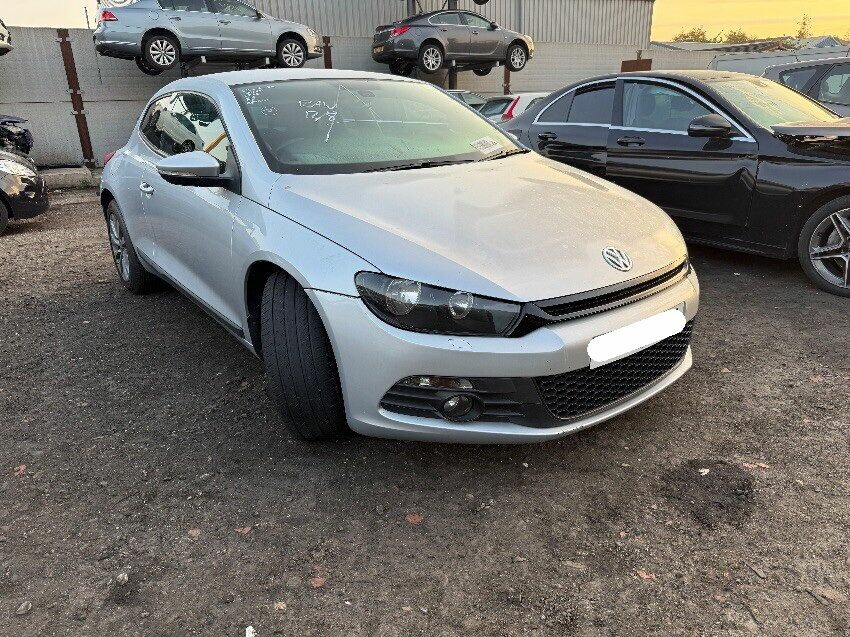 2009 VOLKSWAGEN SCIROCCO