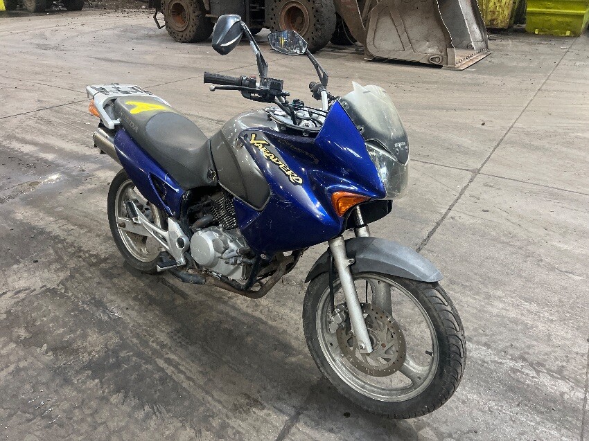 2004 HONDA XL 125 V VARADERO